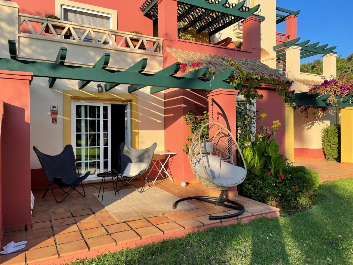 Golf, Kitesurf, Tennis, Paddle, Free Bicycles - Andalusia Apartment